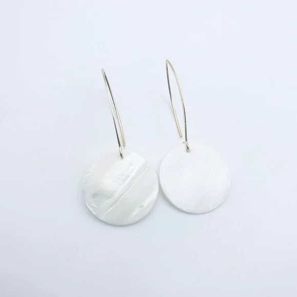 DROP Dangle Pearl Earrings - Picture 2 of 3